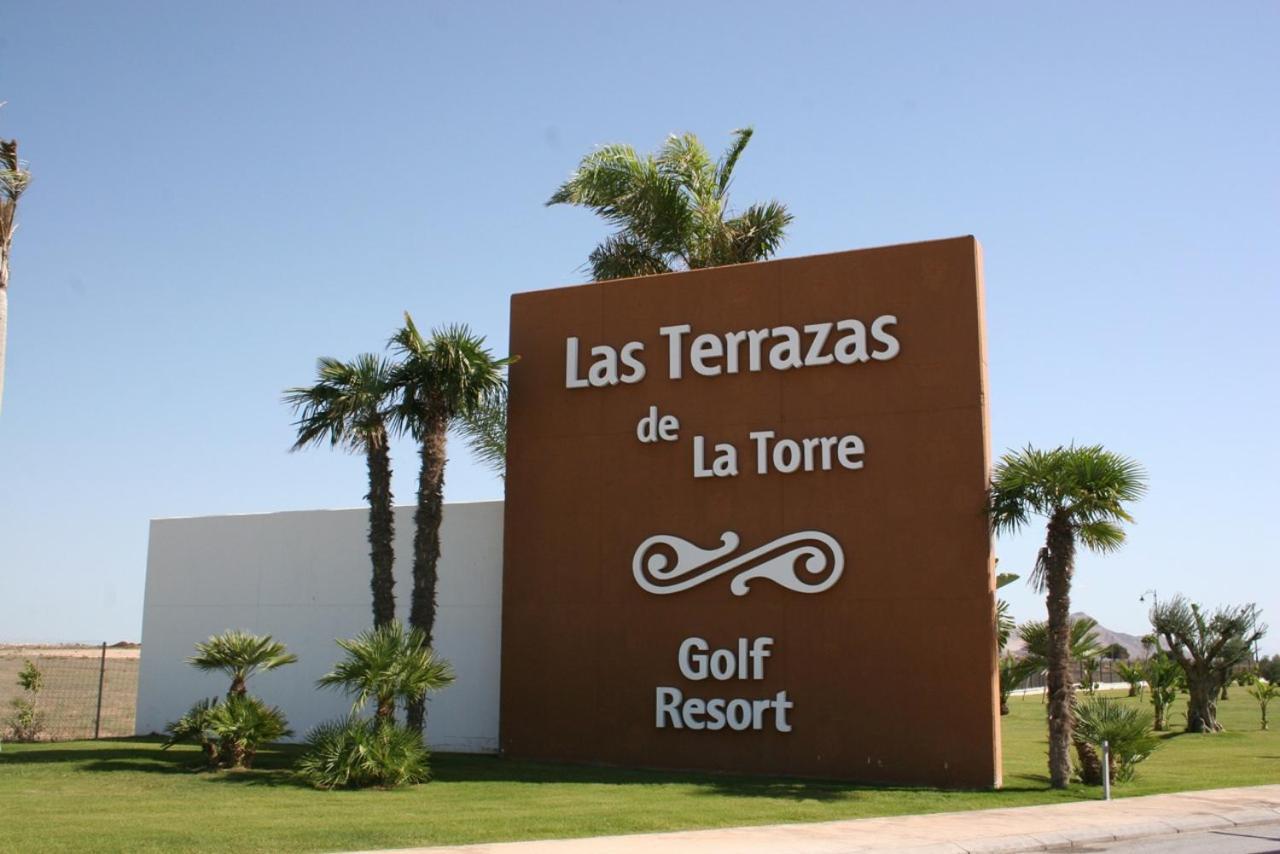Las Terrazas De La Torre Golf Resort Рольдан Экстерьер фото